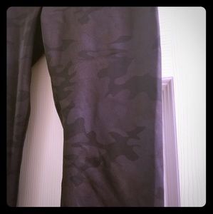 Lululemon Camo leggings